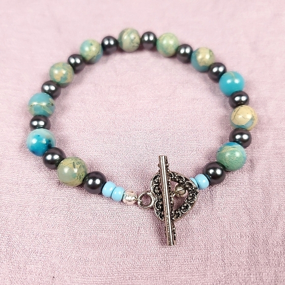 🦋 Turquoise Blue Stone Beaded Bracelet 🦋1/$14~2/$24~3/$30🦋 - Picture 6 of 6